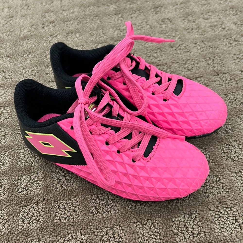 Umbro soccer cleats